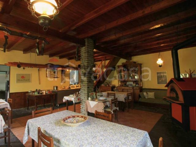Casa indipendente in vendita a Pinasca