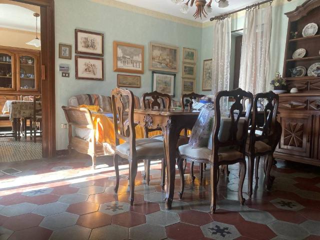 Casa indipendente in vendita a Pinerolo TO