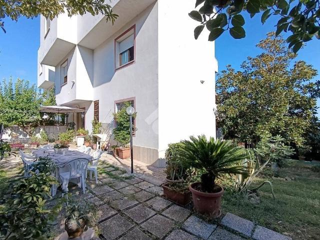 Casa indipendente in vendita a Pineto TE