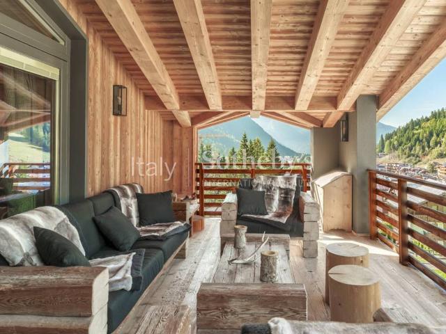 Casa indipendente in vendita a Pinzolo TN