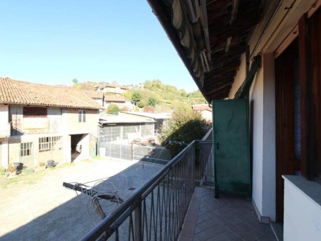 Casa indipendente in vendita a Piobesi d'Alba