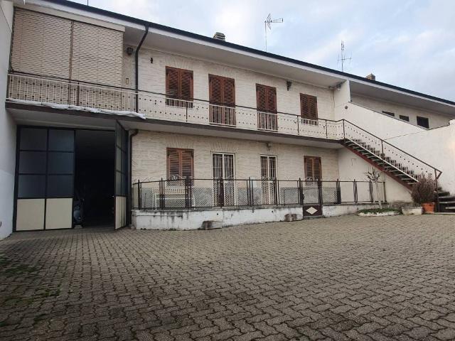Casa indipendente in vendita a Piossasco TO