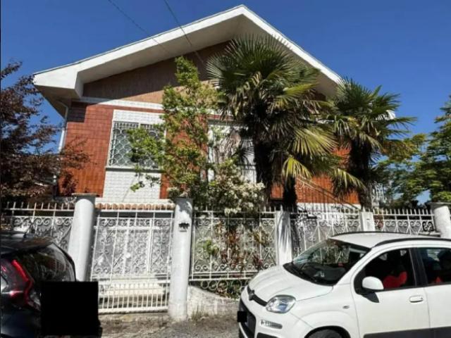 Casa indipendente in vendita a Piossasco