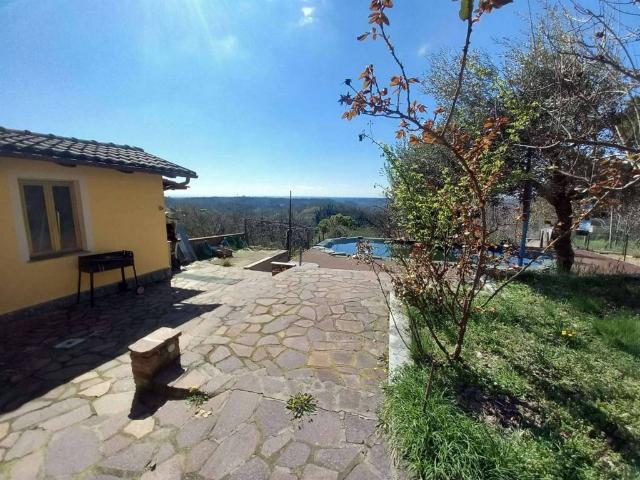 Casa indipendente in vendita a Piovà Massaia AT
