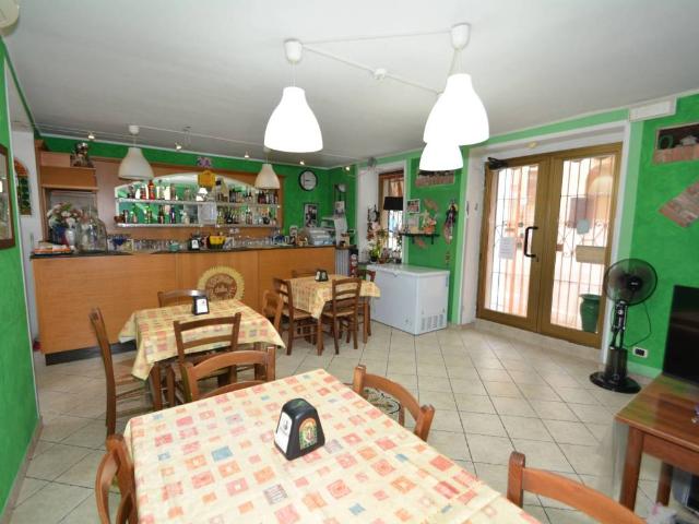 Casa indipendente in vendita a Piovà Massaia AT