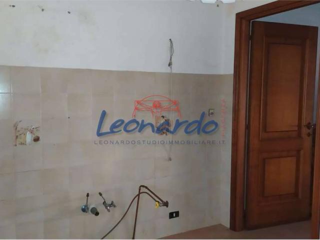 Casa indipendente in vendita a Piozzano PC