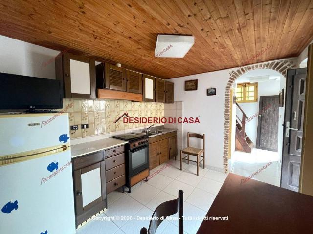 Casa indipendente in vendita a Piraino ME