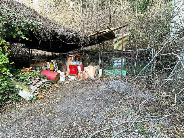 Casa indipendente in vendita a Pistoia