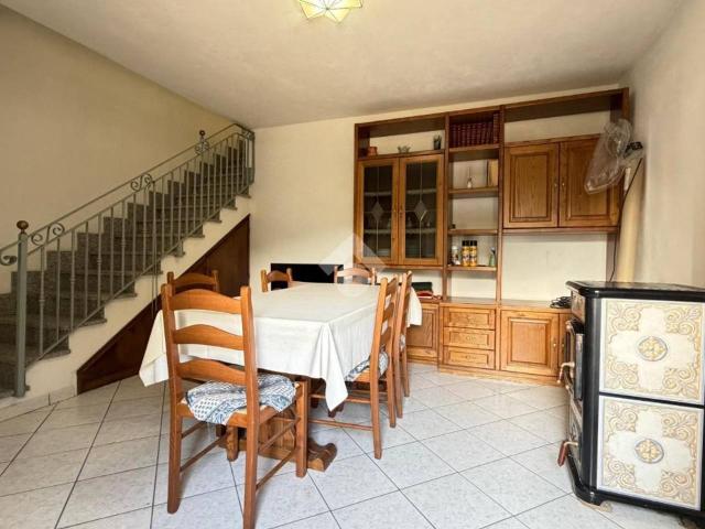 Casa indipendente in vendita a Pistoia