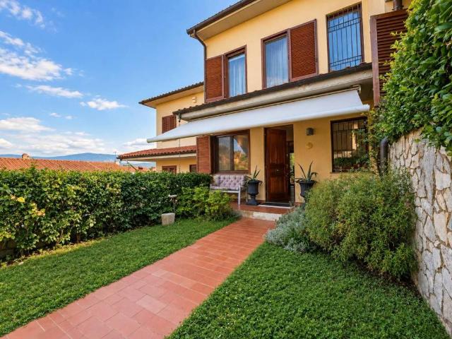 Casa indipendente in vendita a Pistoia PT