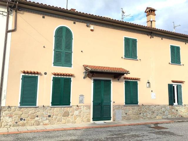 Casa indipendente in vendita a Pistoia PT