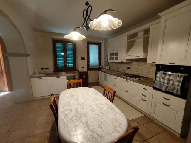 Casa indipendente in vendita a Pistoia PT