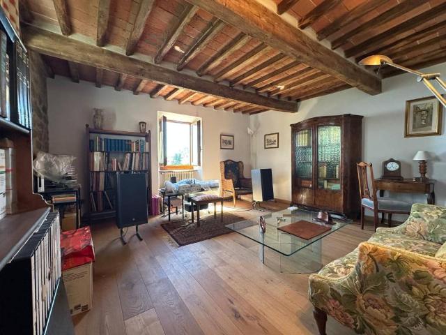 Casa indipendente in vendita a Pistoia PT