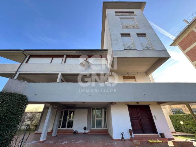 Casa indipendente in vendita a Pistoia PT