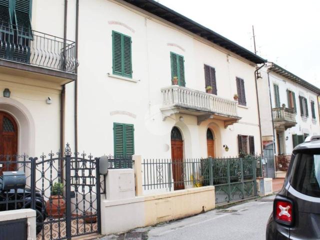 Casa indipendente in vendita a Pistoia PT