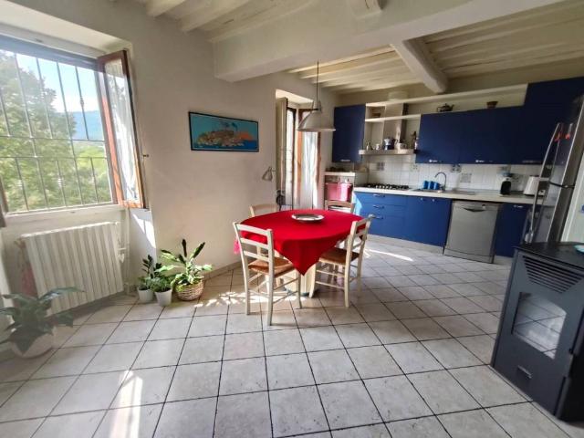 Casa indipendente in vendita a Pistoia PT