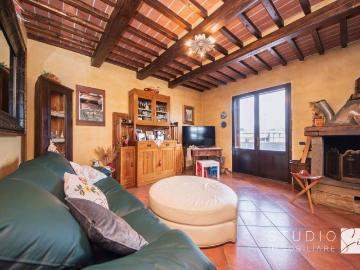 Casa indipendente in vendita a Pistoia PT