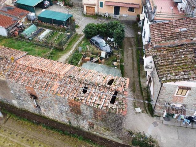 Casa indipendente in vendita a Pistoia PT