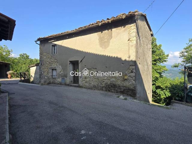 Casa indipendente in vendita a Pistoia PT