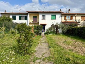 Casa indipendente in vendita a Pistoia PT