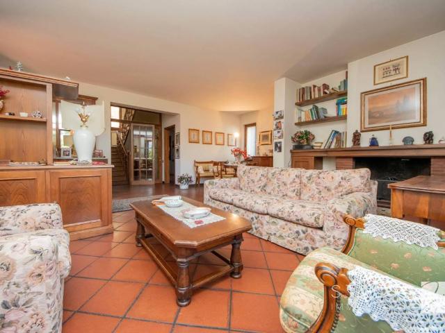Casa indipendente in vendita a Pistoia PT