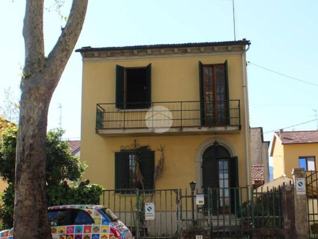 Casa indipendente in vendita a Pistoia PT