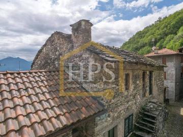 Casa indipendente in vendita a Plesio CO