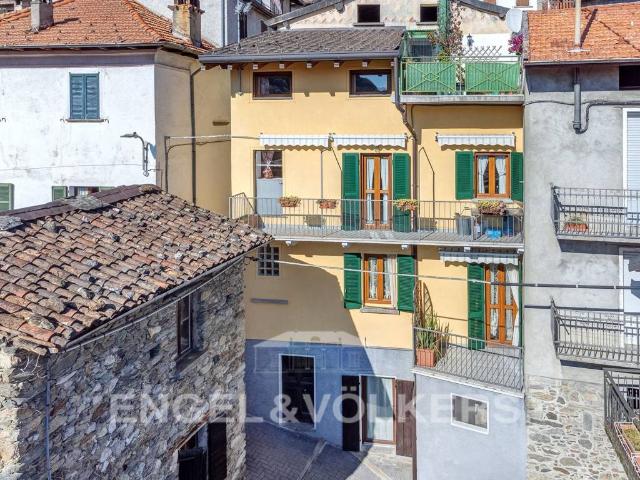 Casa indipendente in vendita a Plesio CO