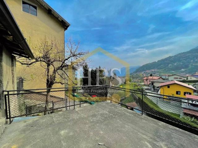 Casa indipendente in vendita a Plesio CO