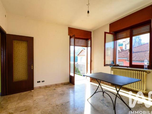 Casa indipendente in vendita a Prunetto CN