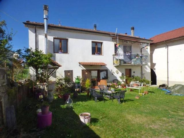 Casa indipendente in vendita a Prunetto CN