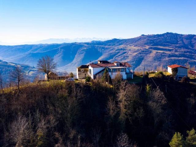 Casa indipendente in vendita a Prunetto CN