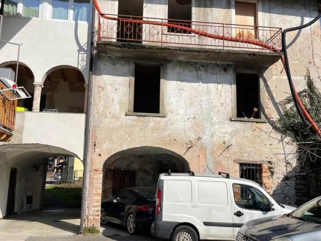 Casa indipendente in vendita a Pradalunga BG