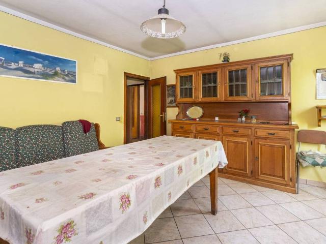 Casa indipendente in vendita a Pradleves CN