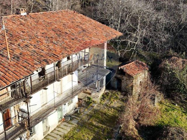 Casa indipendente in vendita a Pralungo BI