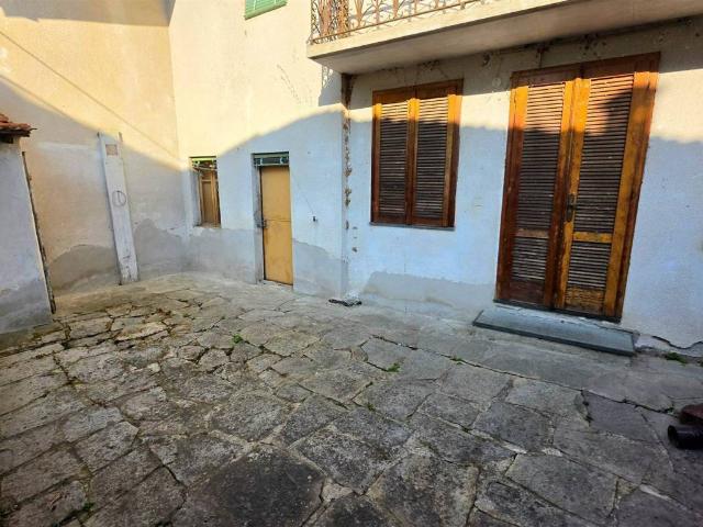 Casa indipendente in vendita a Pralungo BI