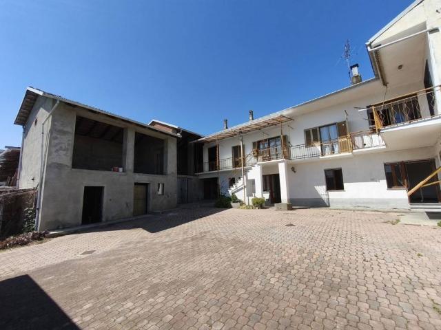 Casa indipendente in vendita a Prarostino TO