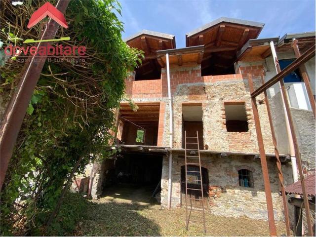 Casa indipendente in vendita a Prarostino TO