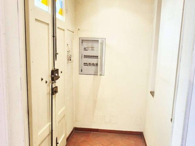 Casa indipendente in vendita a Prato