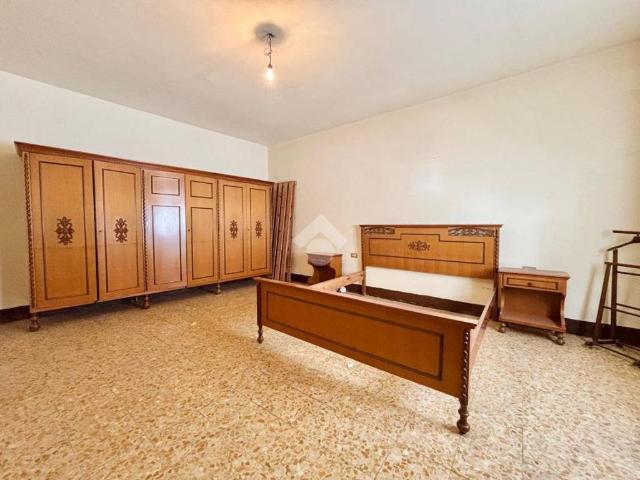 Casa indipendente in vendita a Prato PO