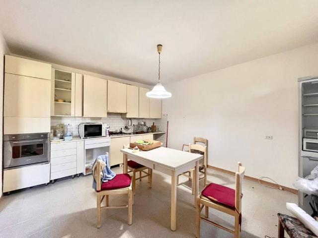 Casa indipendente in vendita a Prato PO