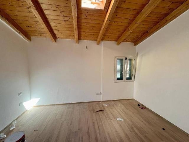 Casa indipendente in vendita a Prato PO