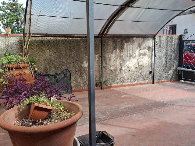 Casa indipendente in vendita a Prato PO