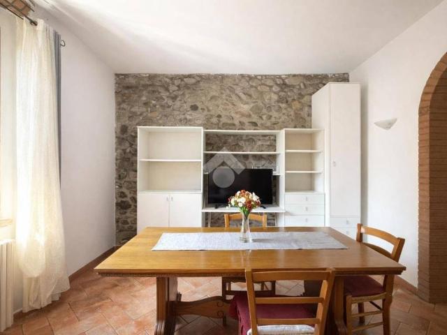 Casa indipendente in vendita a Prato PO