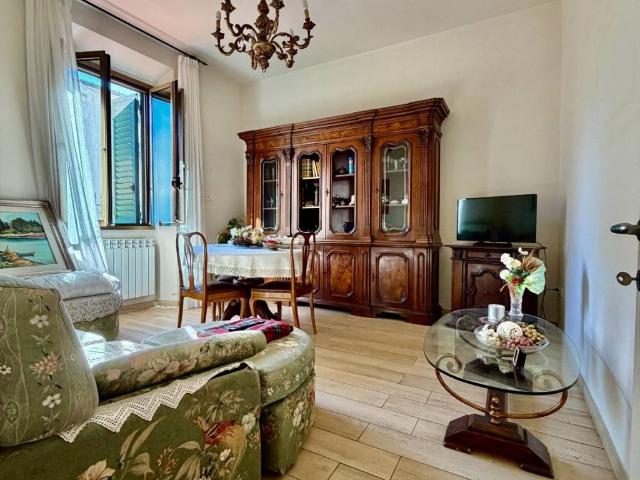 Casa indipendente in vendita a Prato PO