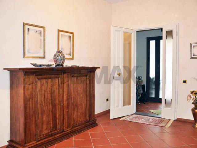 Casa indipendente in vendita a Prato PO