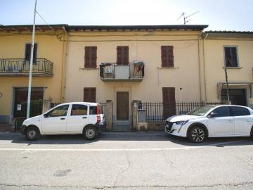 Casa indipendente in vendita a Prato PO