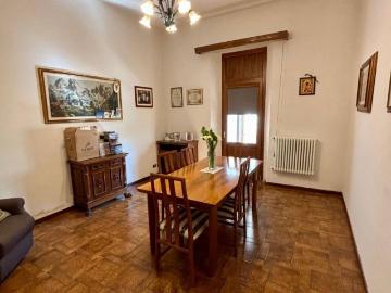 Casa indipendente in vendita a Prato PO
