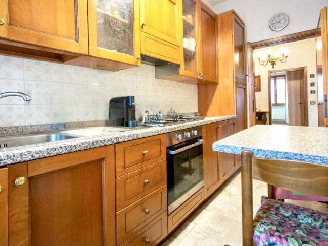 Casa indipendente in vendita a Prato PO