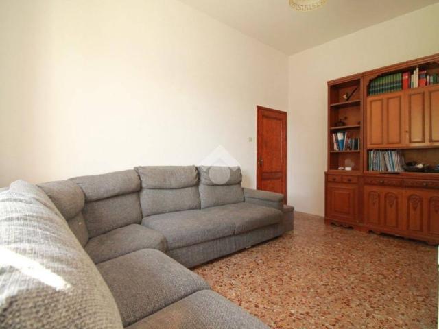 Casa indipendente in vendita a Prato PO